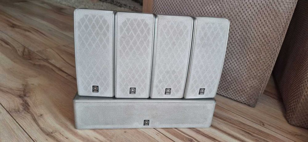Kino domowe Yamaha 5.1 + amplituner Onkyo TXSR304E + subwoofer aktywny