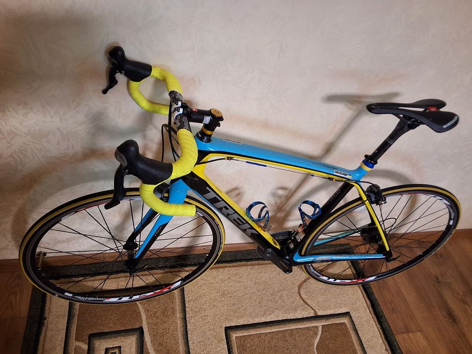 Шосейний велосипед Trek