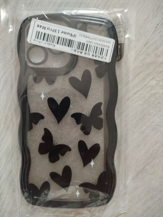 Sprzedam etui na iPhona 13 pro max