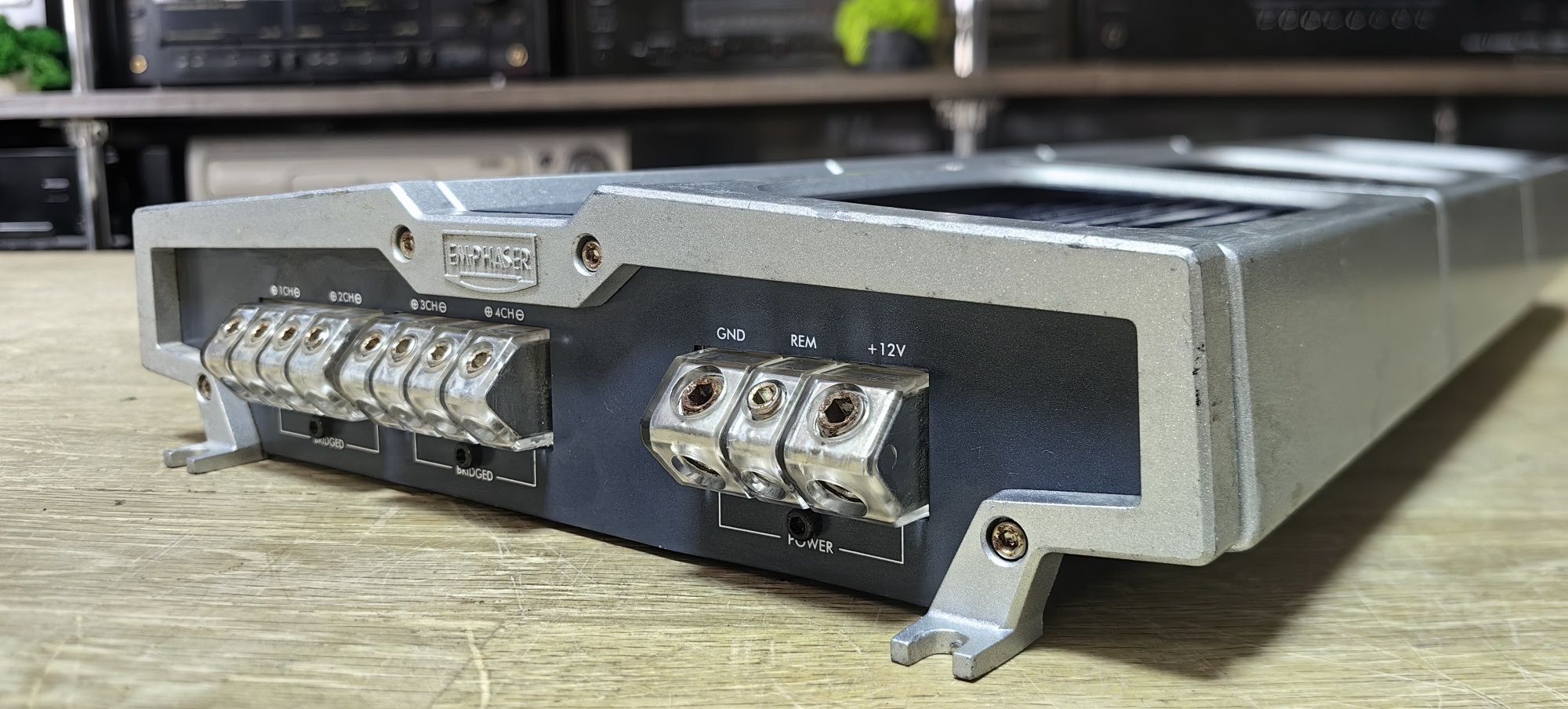 Підсилювач EM PHASER EA480