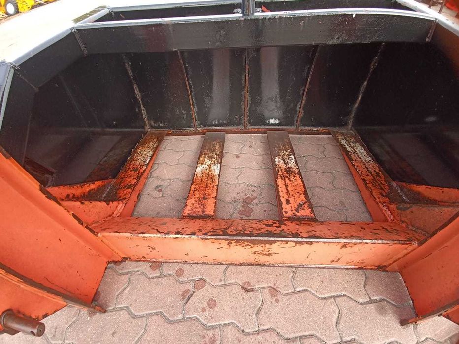 Wycinak do kiszonki, krokodyl