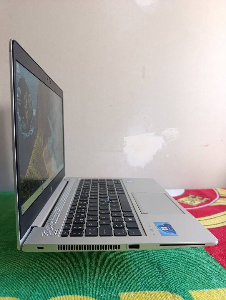HP Elitebook 840 G5 (i5-8350U QuadCore - 16GB RAM - 256GB SSD NVMe)