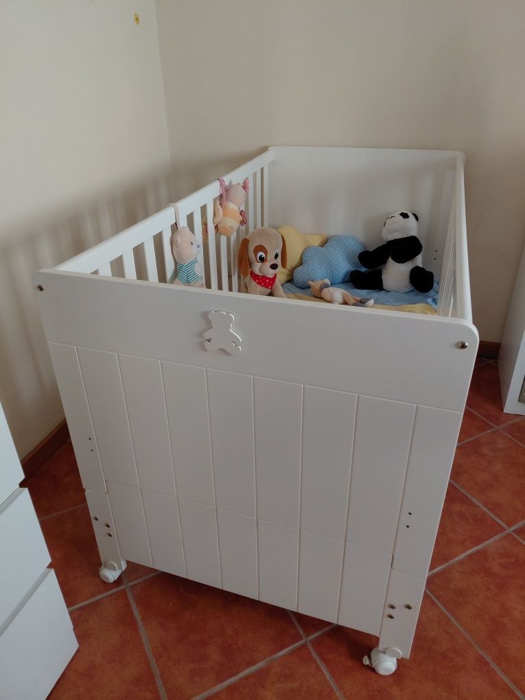 Cama de bebé evolutiva com colchão NOVO