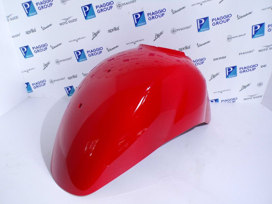 Błotnik Nadkole Oryginał kolor Czerwony Nowy Vespa GTS 125/300cc 06/22