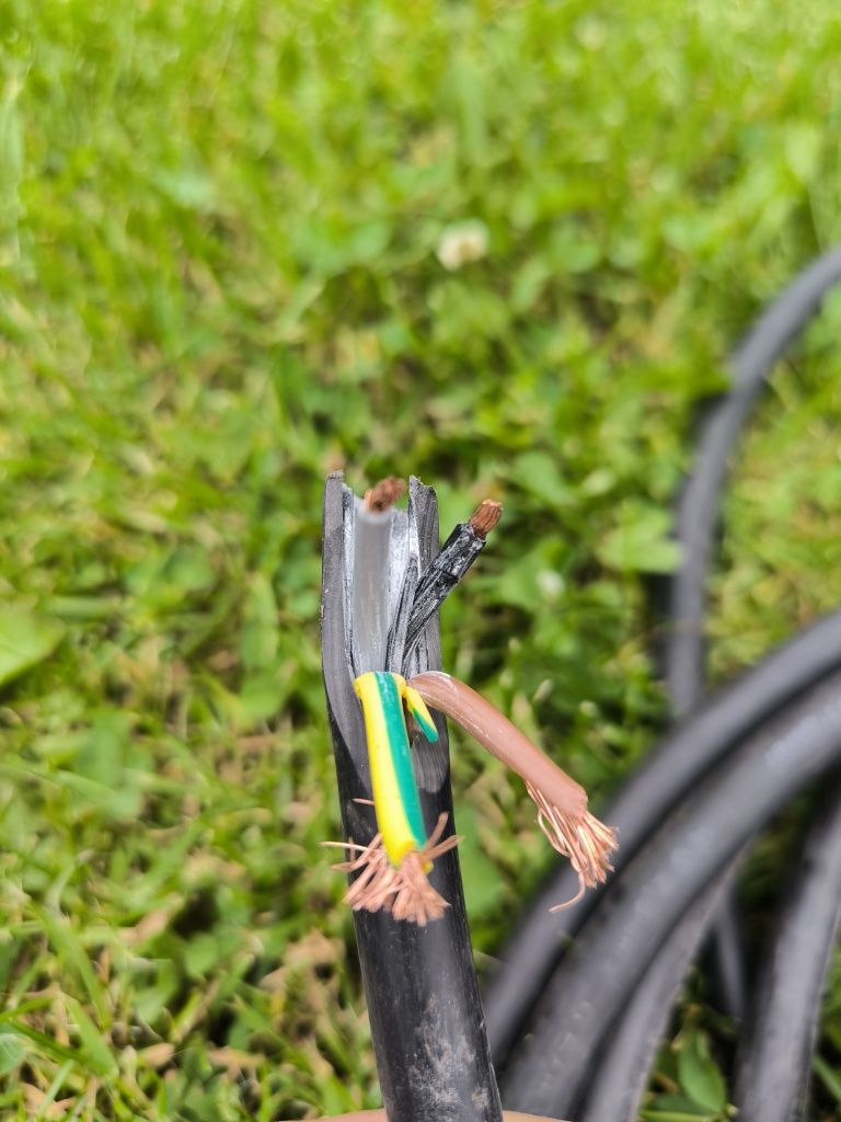 Sprzedam kabel  4x2.5