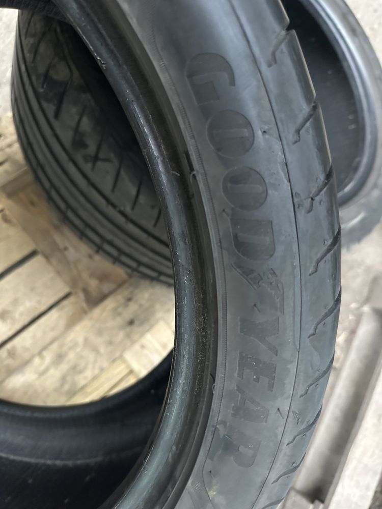Шини 275/35 R19 Goodyear , резина задня хороший стан