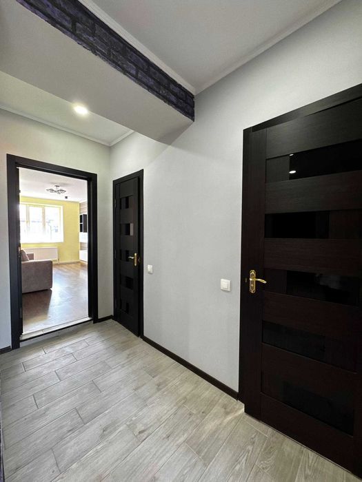 2 кім квартира з ремонтом,вул Національної гвардії