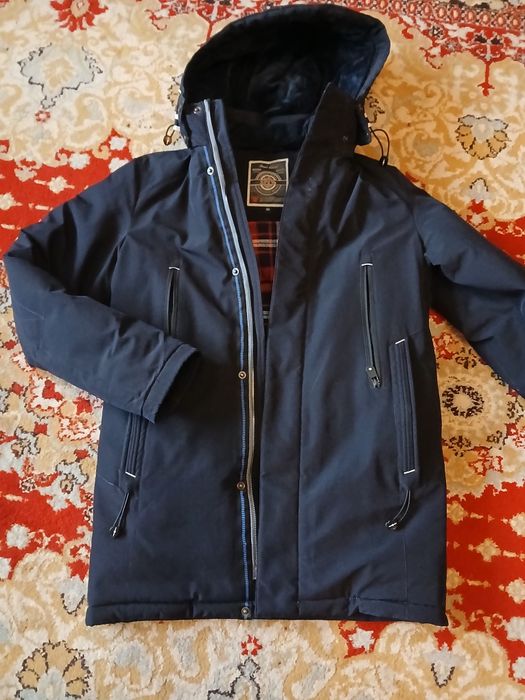 Зимня куртка для  хлопця