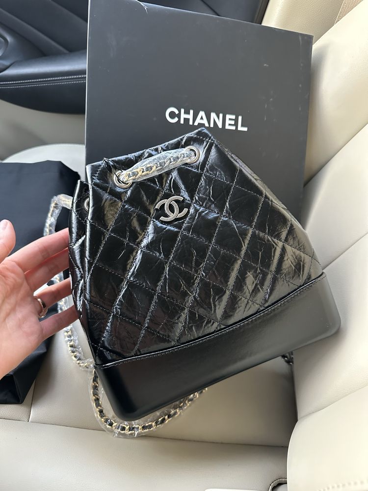 Женский кожаный рюкзак шанель chanel