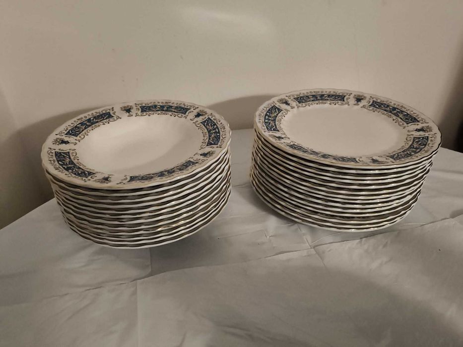 Conjunto de louça Inglesa Vintage - Rialto Ironstone Ware By Myott