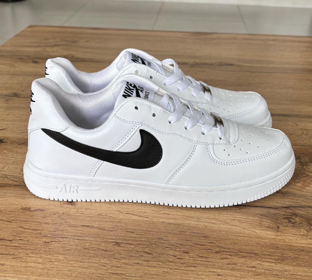 Nike Air Force 1 rozmiar 43 - NOWE