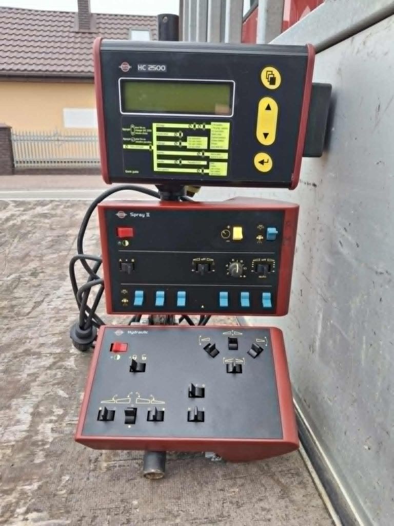 Opryskiwacz HARDI navigator plus 3000l.2008r.24m.