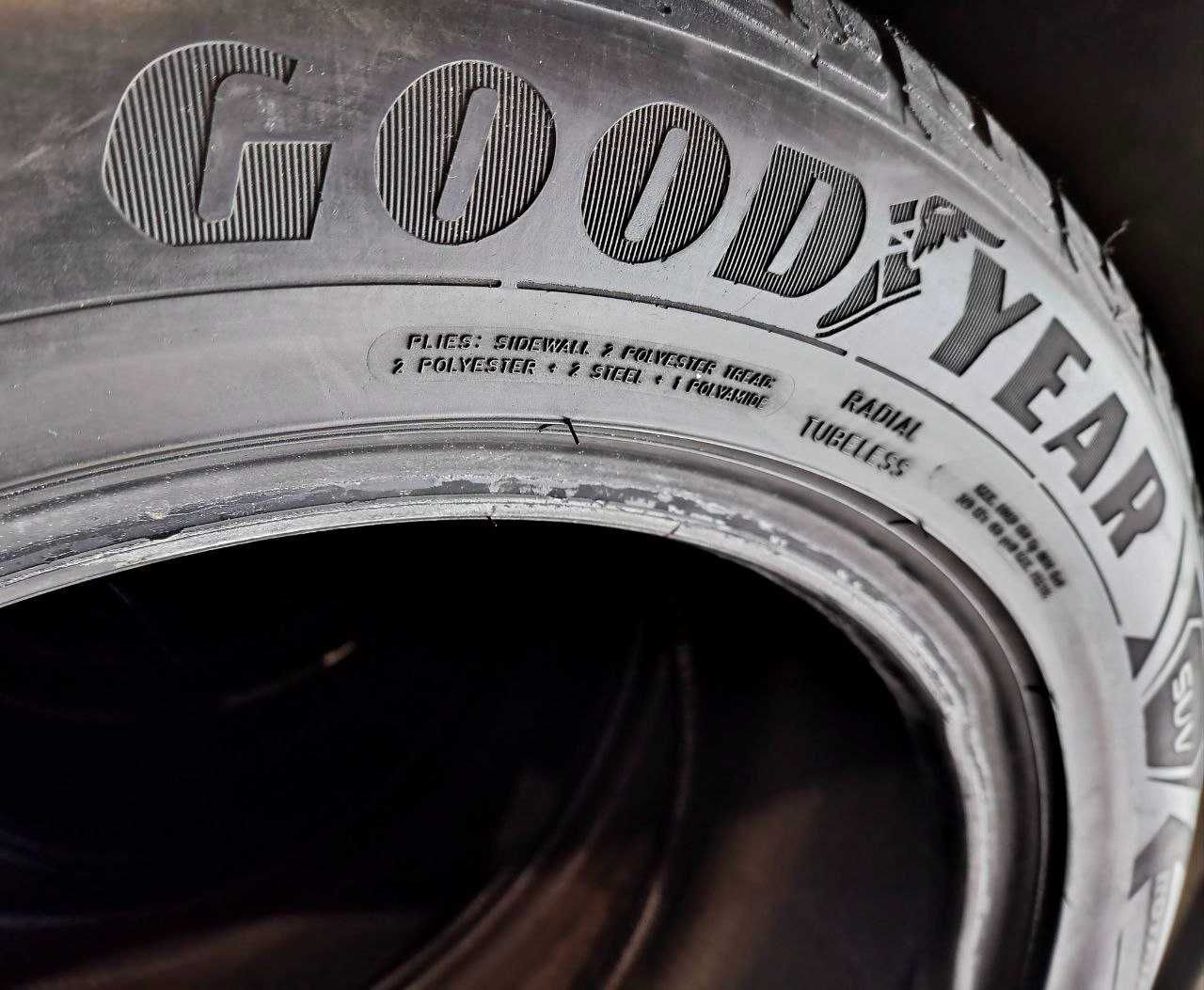 Пара шин 225/55R18 102V Goodyear Ultra Grip Performance SUV