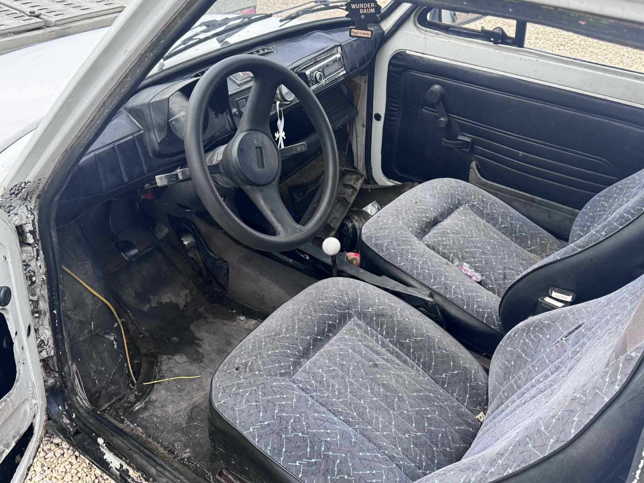 Fiat 126p*Na kapliczce*Zarejestrowany*