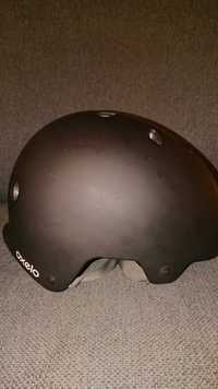 Kask na rolki, deskorolkę, hulajnogę Oxelo MF500 Decathlon czarny