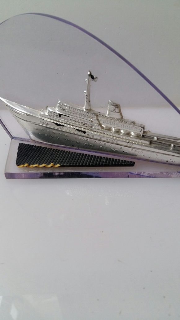 Сувенир 80-х Корабль на рейде