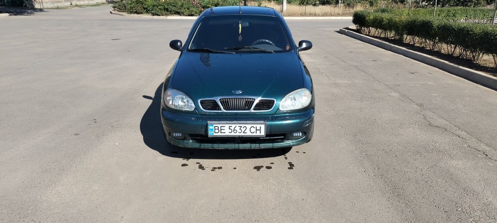 Део Ланос продаю