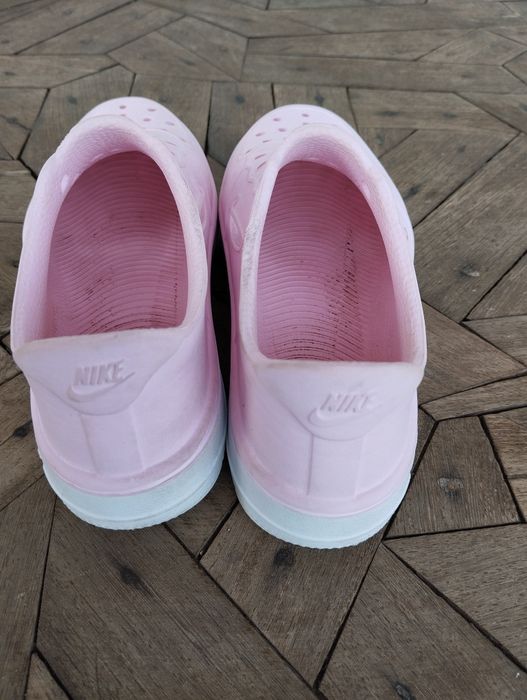Ténis Nike de menina