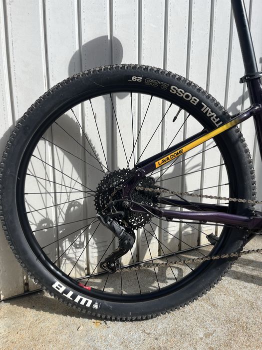 Bicicleta btt/trail/enduro Kona Lava