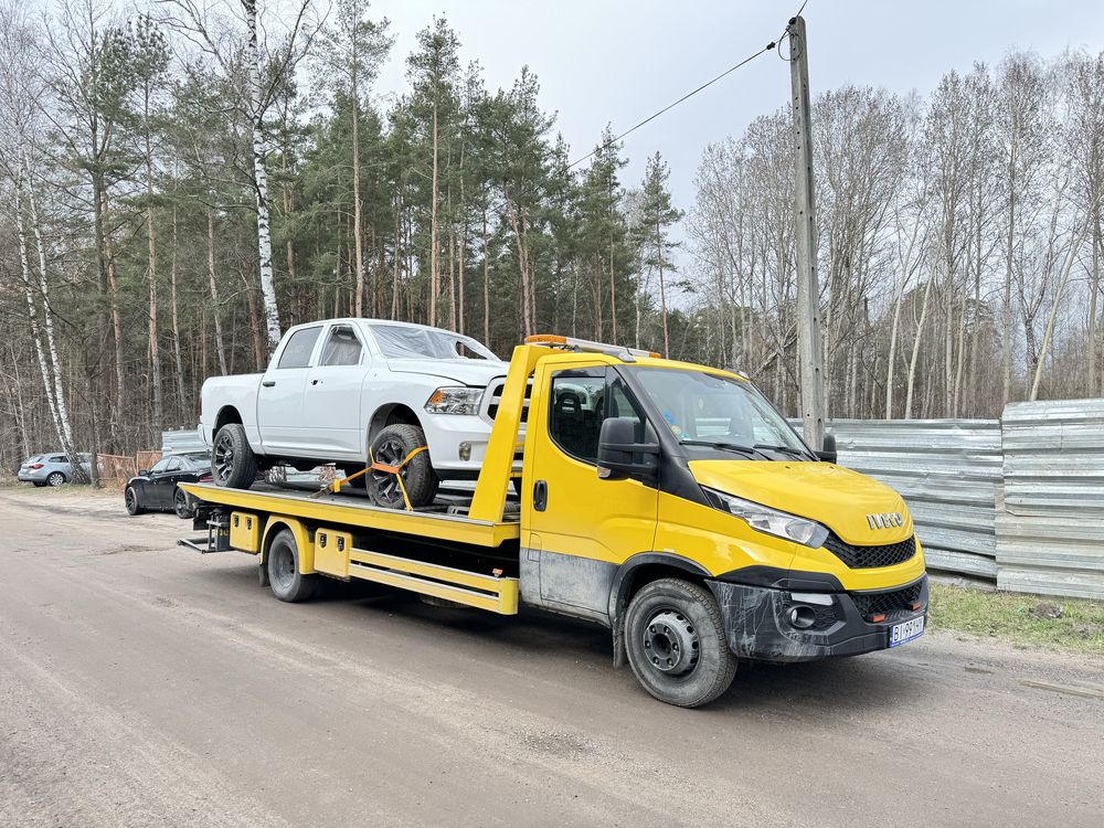 Laweta Białystok BUSY24H/7 TANIO Pomoc Drogowa S8 auto holowanie Busów