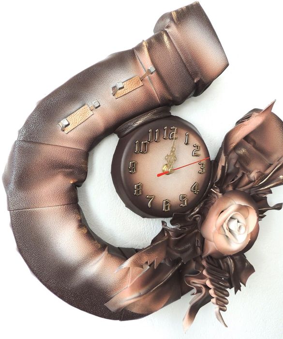 Kawowowy zegar w podkowie z różą PREZENT NA JUBILEUSZ urodziny GRAWER