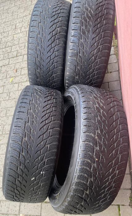 Зимові шини / резина 255/55 R19 Nokian Tyres Hakkapelitta R3 SUV