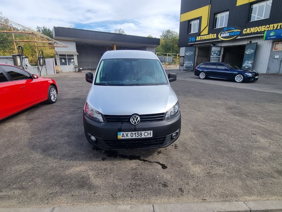 Продам VW CADDY  оригинальный пассажир декабрь 2010г.в.010ш