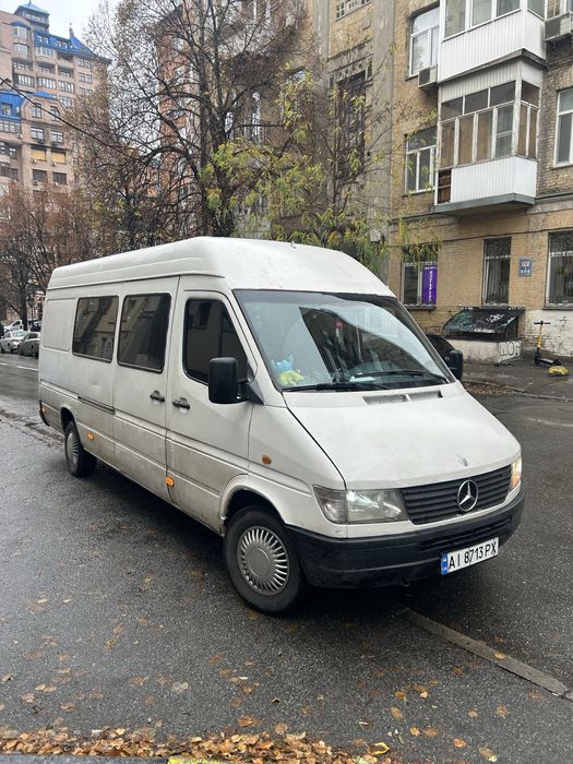 Продам свого буса  Легковий Пасажир 8+1 2.9 Турбо Дизель