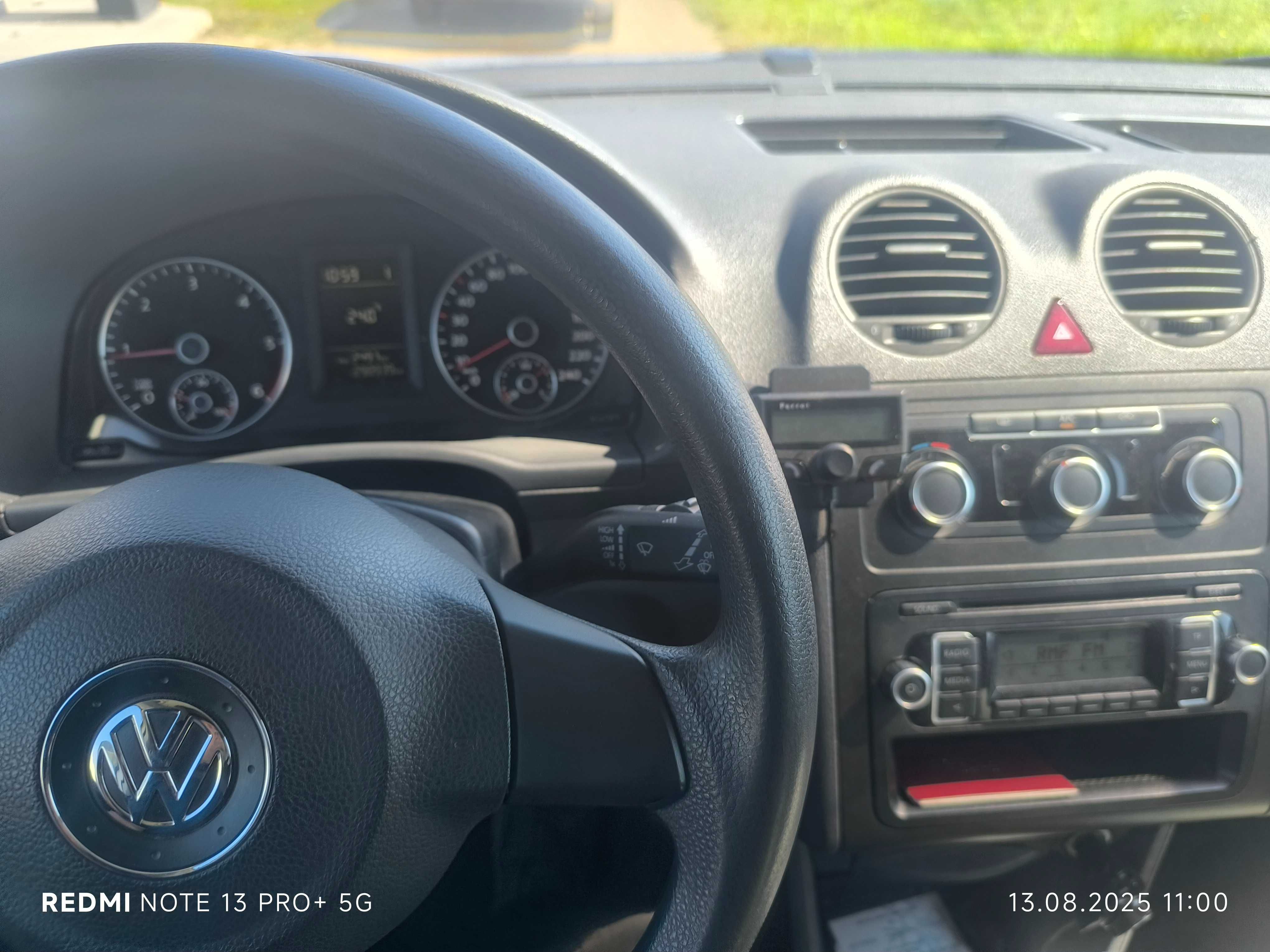 Volkswagen Caddy Maxi 1,6tdi klima  zadbany
