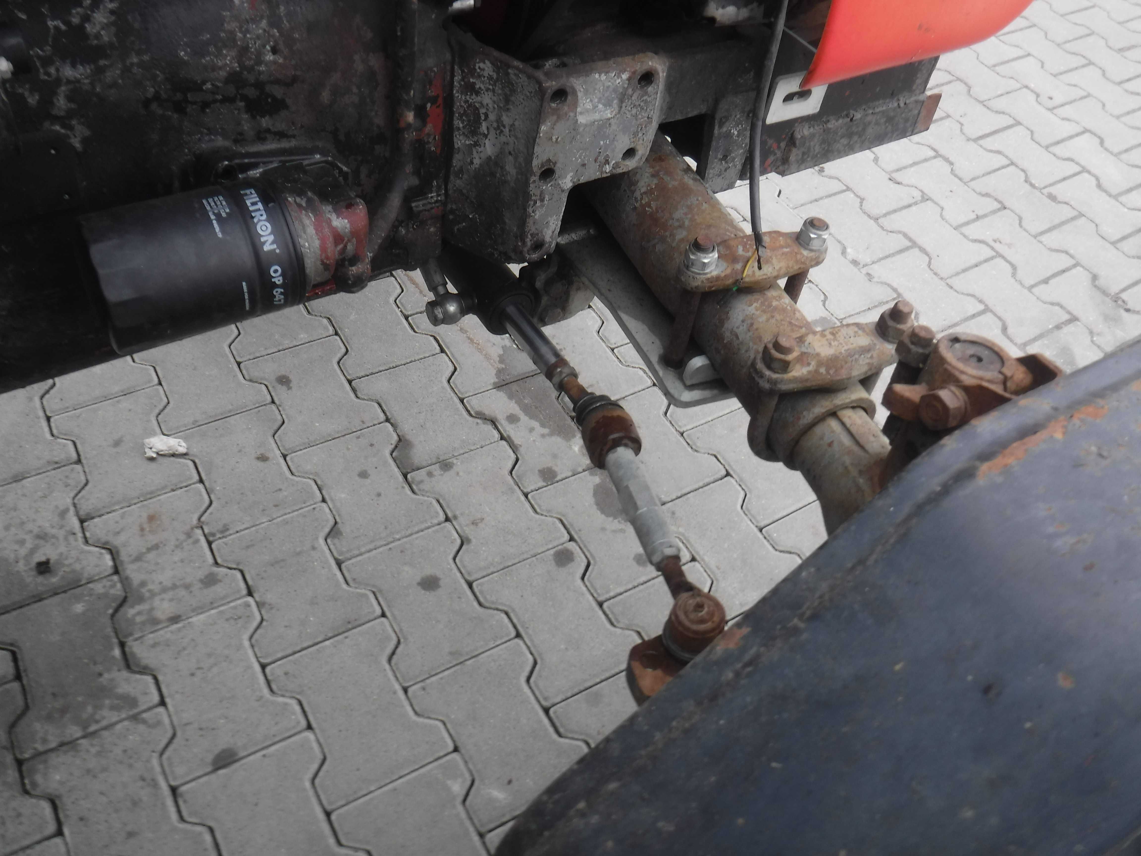 Ciągnik Ursus C360 .