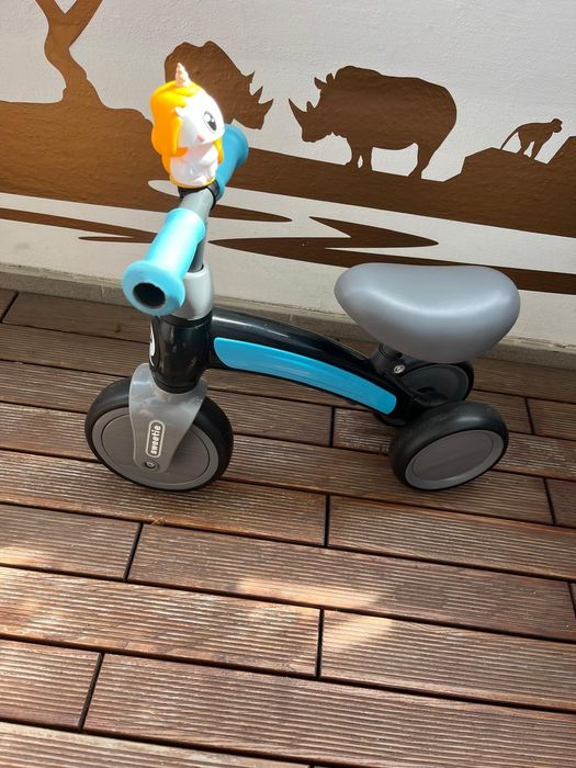 Rowerek biegowy trójkołowy