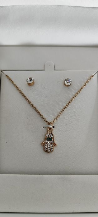 Conjunto relógio, colar e brincos, novo.