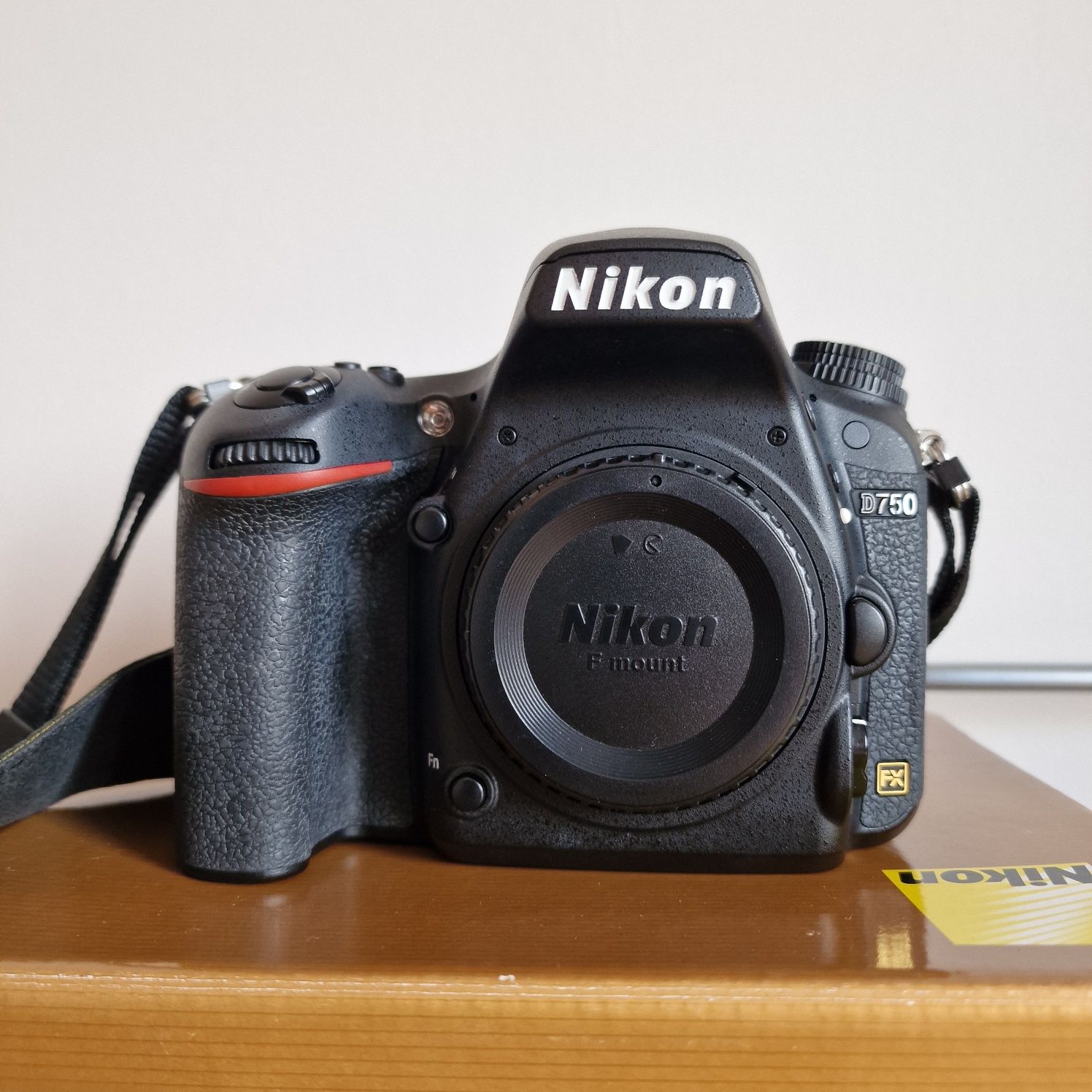 JAK NOWY Nikon D750 przebieg 7000 + Sigma 35 mm f/1.4 DG HSM Art