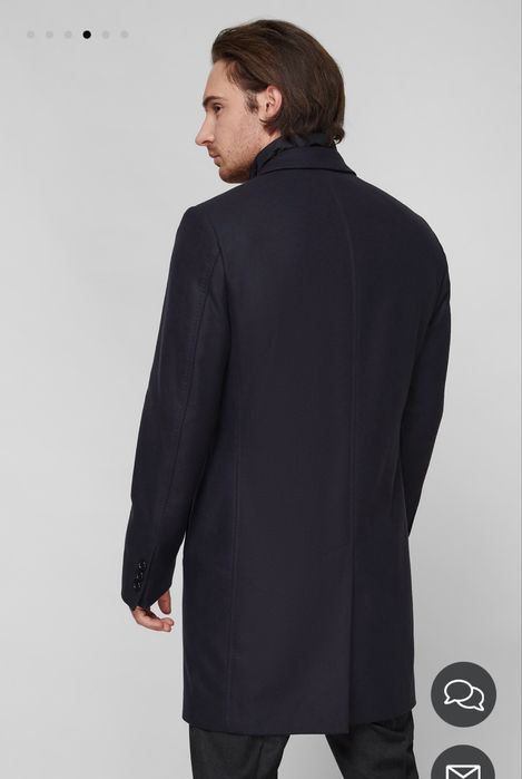 Чоловіче пальто Hugo Boss, темно-синього кольору