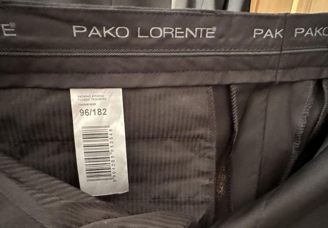 czarny garnitur smokingowy pako lorente.