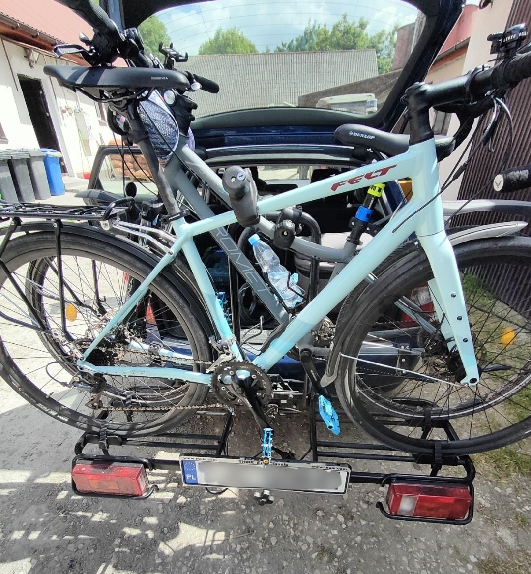 Wynajem bagażnik rowerowy Thule na hak uchylny na 2 lub 3 rowery