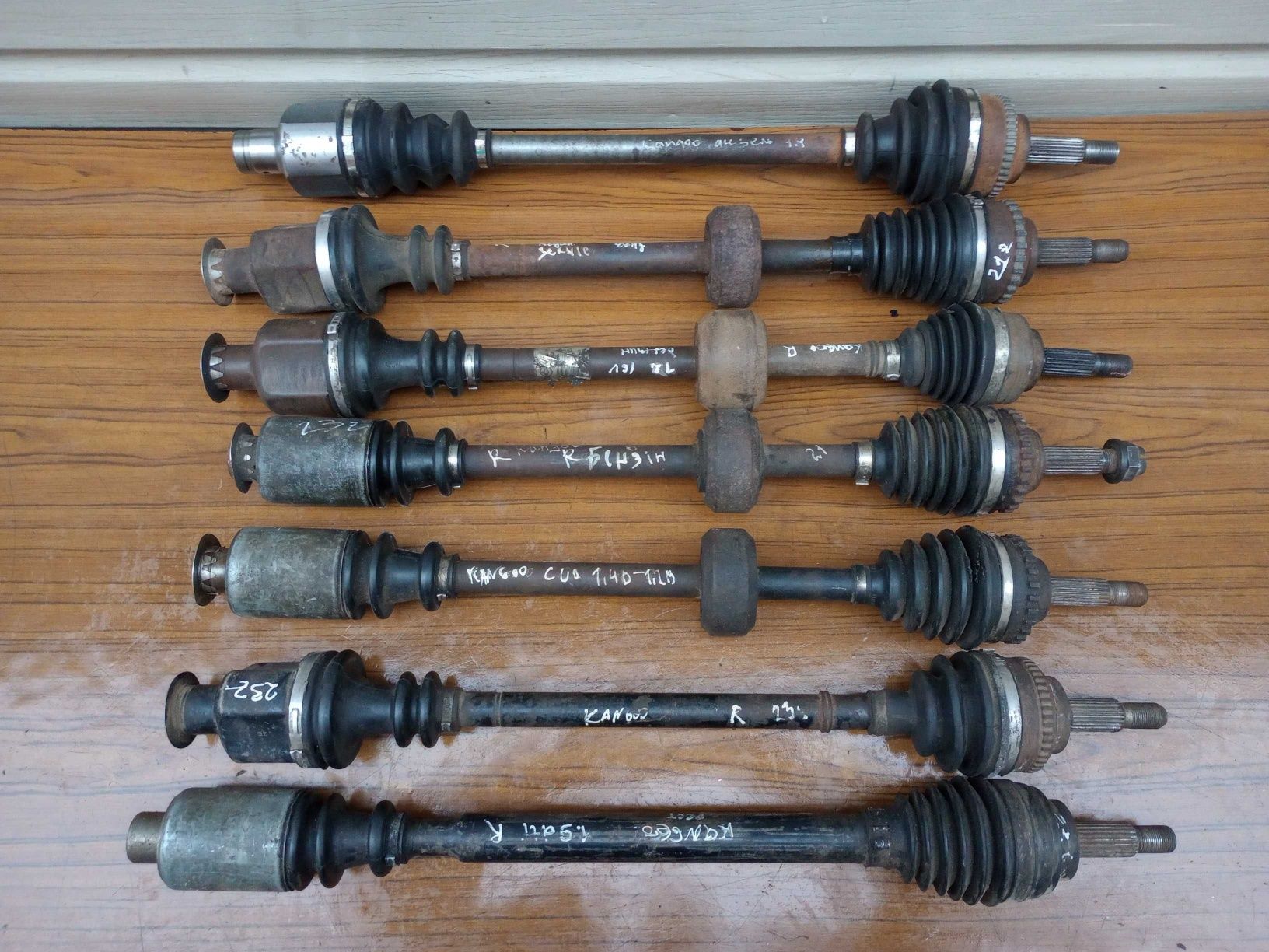 Піввісь Renault Kangoo/Grand/Scenic 1-2/Megane 2/Clio/Simbol