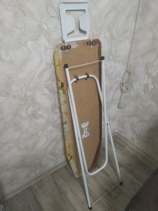 Продам прасувальну дошку