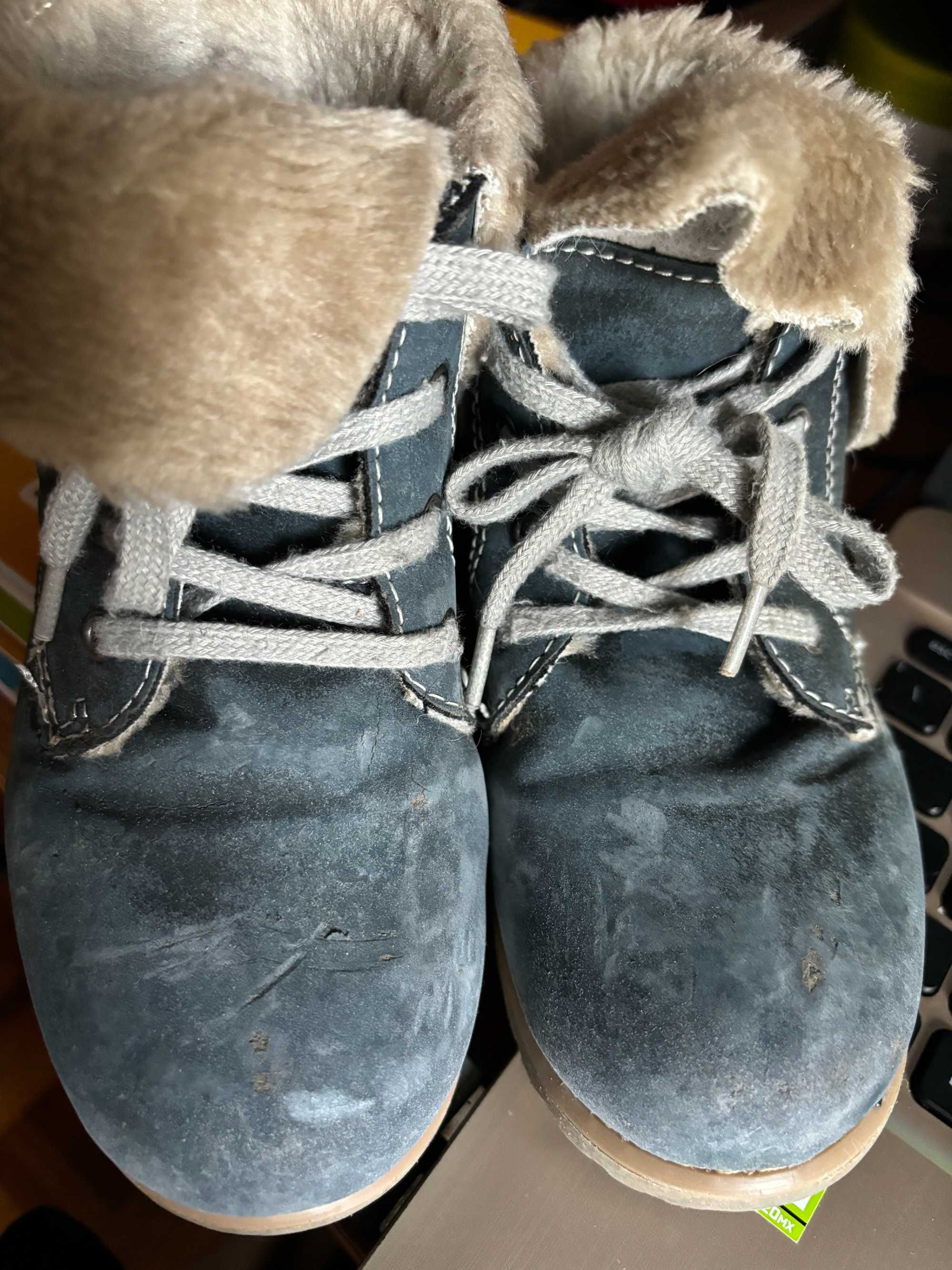 Botas da Zippy azuis