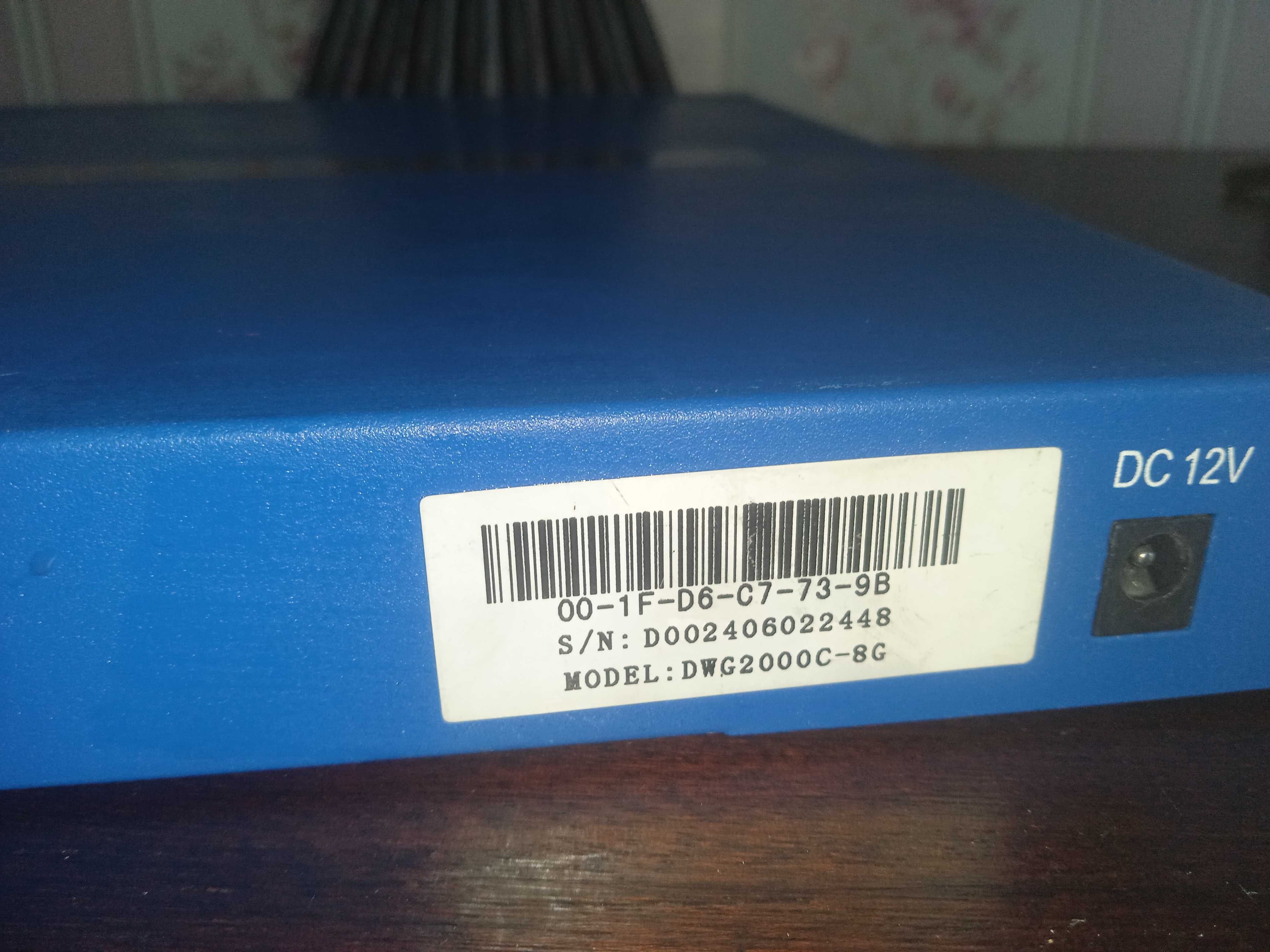 GSM VoIP-шлюз Dinstar DWG2000C-8G