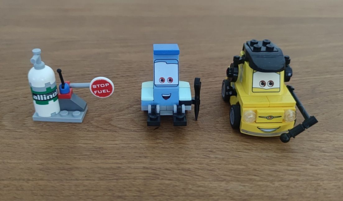 LEGO Cars 2 Auta 2 Stanowisko Disney 8206