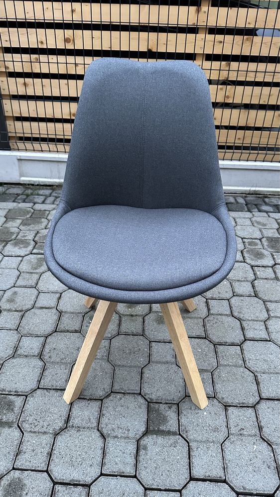 Nowe krzesło jedna sztuka