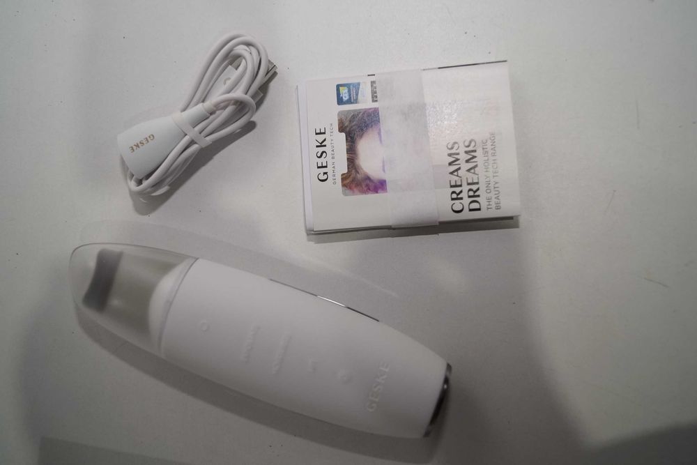469 Peeling kawitacyjny 9w1 Geske urządzenie do peelingu smart app
