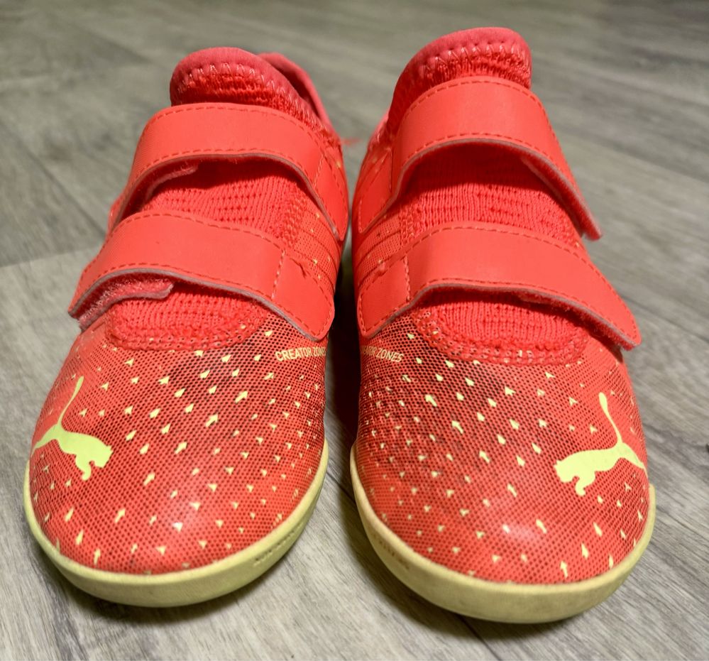 Футзалки (бампи) Puma Future Z 4.4 IT V Junior, р. 31.