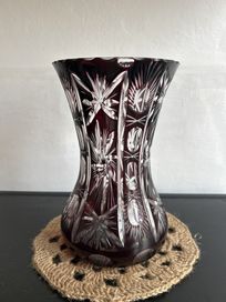 Czarny kryształowy wazon