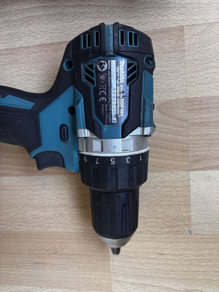 Makita шуруповерт