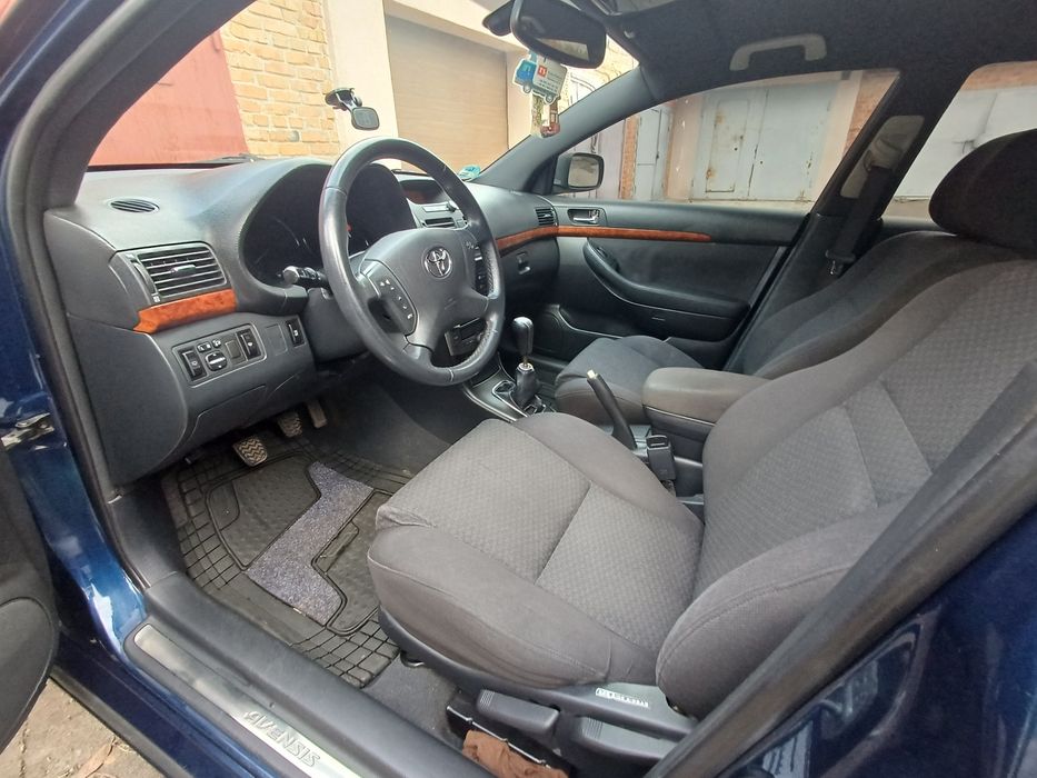 Toyota Avensis 2.0