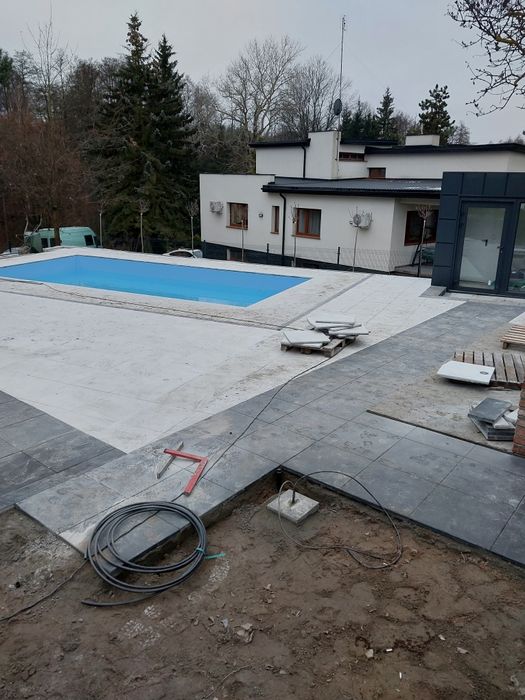 Tarasy z płyt gresowych, tarasowych, kostka brukowa