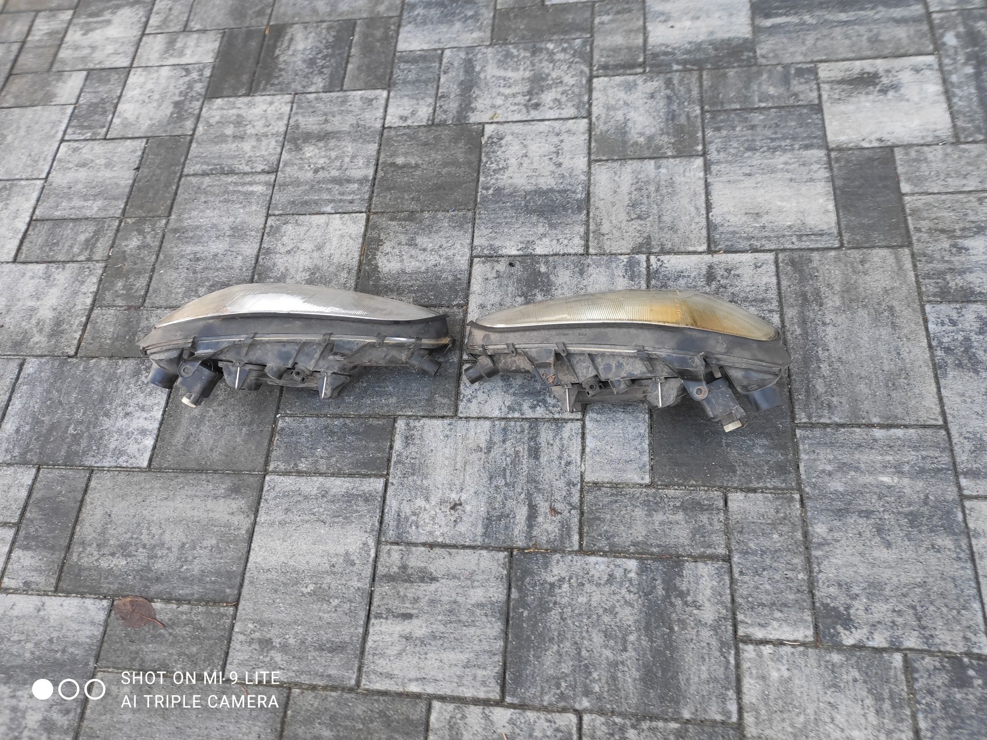 Reflektor lampy przód Opel Tigra A Komplet Europa