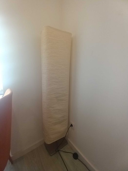 Candeeiro de pé sala de estar